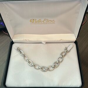 Ready to gift! Belk & Co silver charm bracelet